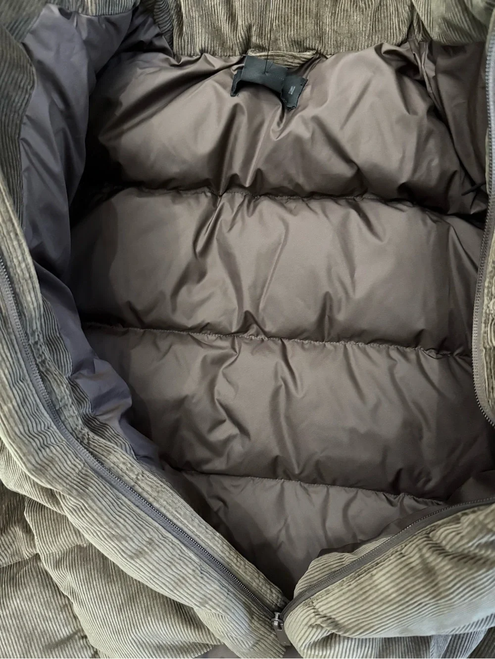 Air Jordan Flight Down Corduroy Puffer Jacket – Men’s Large – Brand New